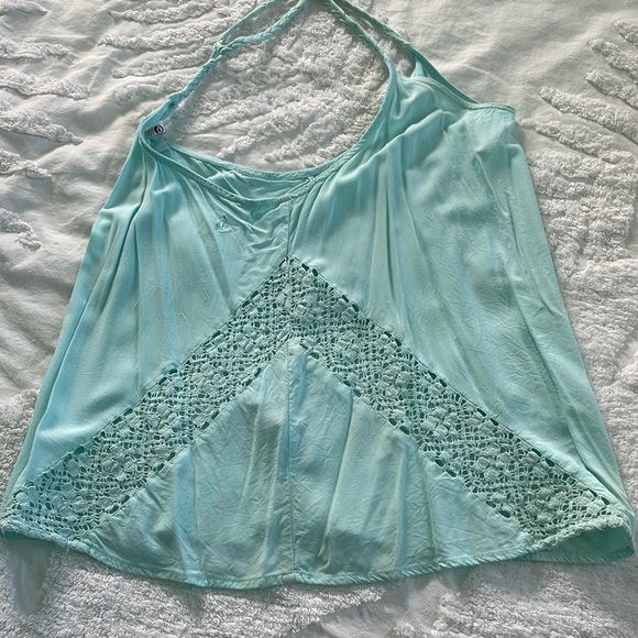 Volcom flowy strappy tank. Size M. - Picture 4 of 4